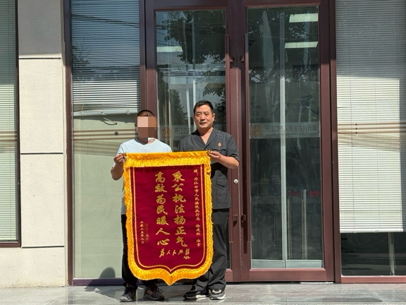图片2_副本.jpg